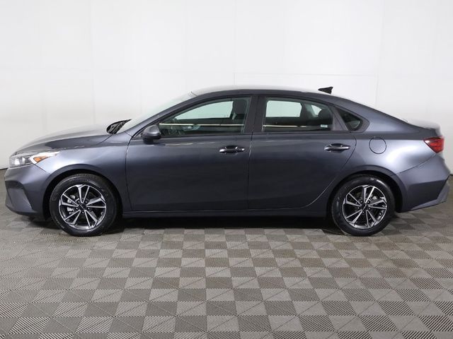 2023 Kia Forte LXS IVT - 22946653 - 14