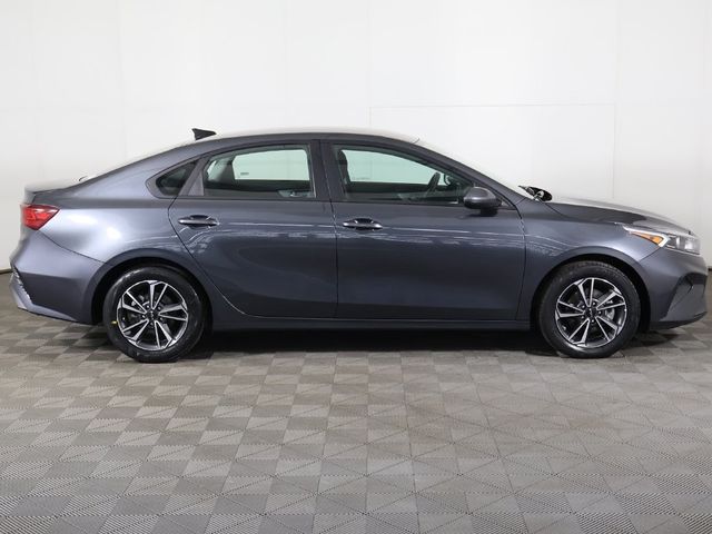 2023 Kia Forte LXS IVT - 22946653 - 15