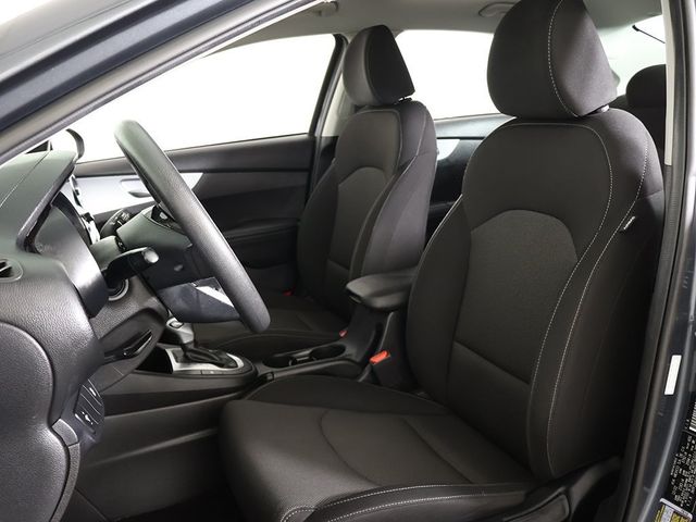 2023 Kia Forte LXS IVT - 22946653 - 25