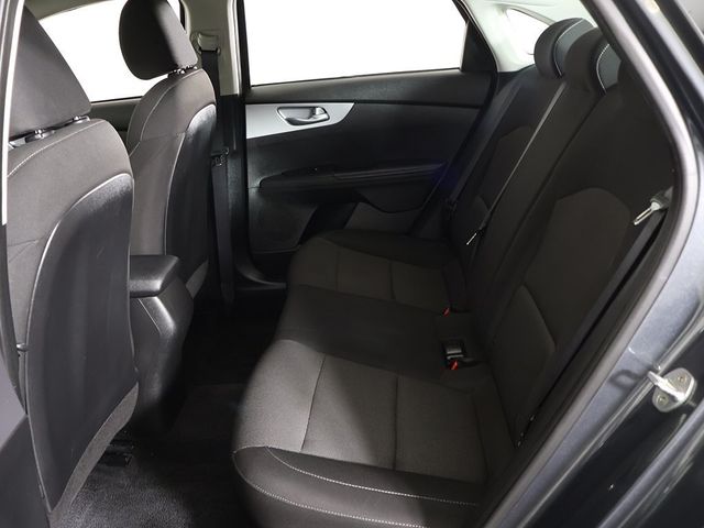 2023 Kia Forte LXS IVT - 22946653 - 29