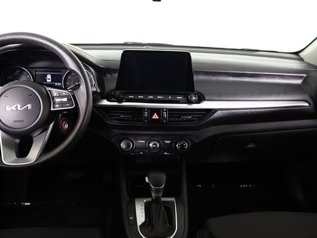 2023 Kia Forte LXS IVT - 22946653 - 36