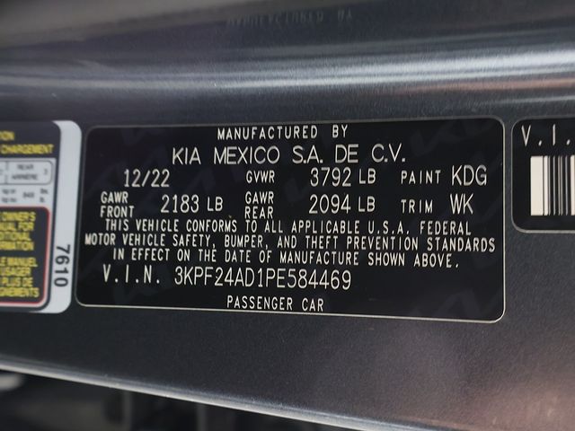 2023 Kia Forte LXS IVT - 22946653 - 43