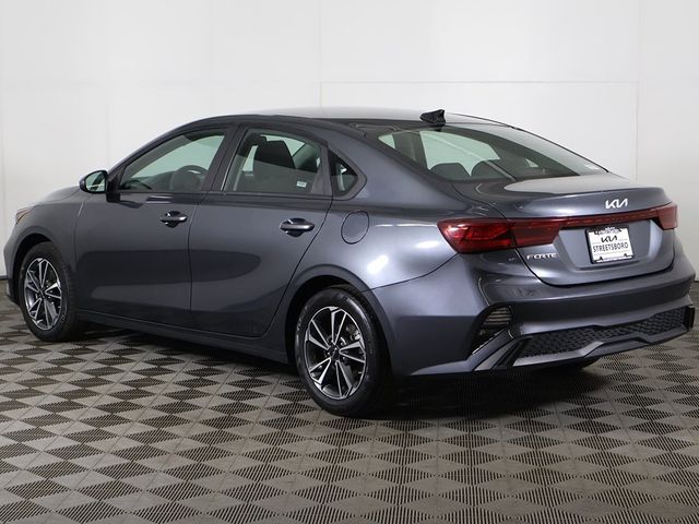 2023 Kia Forte LXS IVT - 22946653 - 6