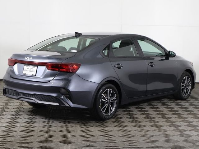 2023 Kia Forte LXS IVT - 22946653 - 7
