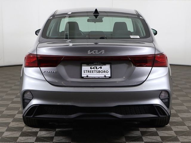2023 Kia Forte LXS IVT - 22956434 - 10