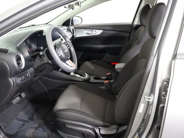 2023 Kia Forte LXS IVT - 22956434 - 26