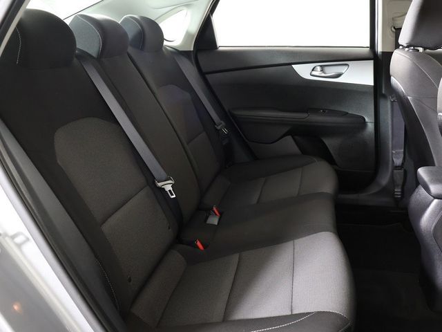2023 Kia Forte LXS IVT - 22956434 - 31