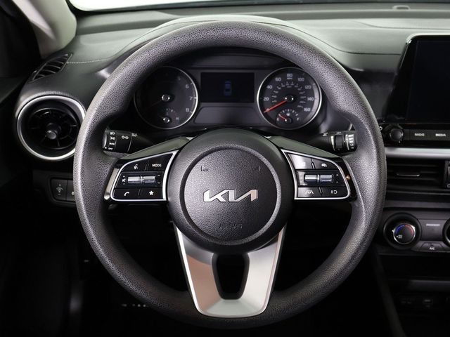 2023 Kia Forte LXS IVT - 22956434 - 35