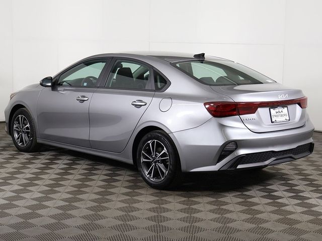 2023 Kia Forte LXS IVT - 22956434 - 7