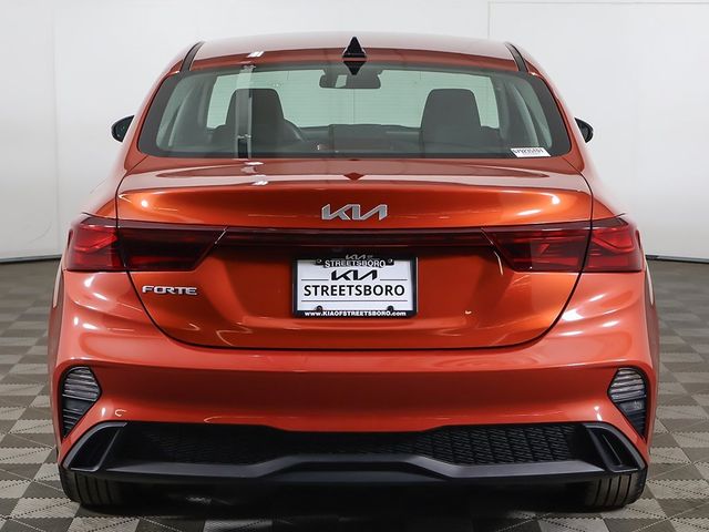 2023 Kia Forte LXS IVT - 22967539 - 10