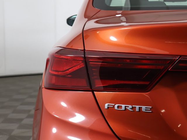 2023 Kia Forte LXS IVT - 22967539 - 13