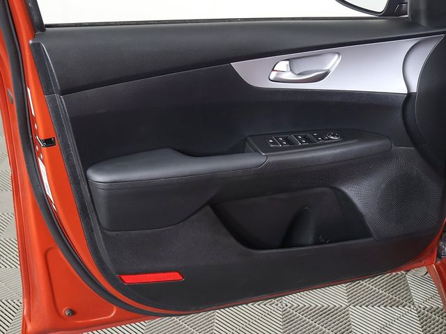 2023 Kia Forte LXS IVT - 22967539 - 20