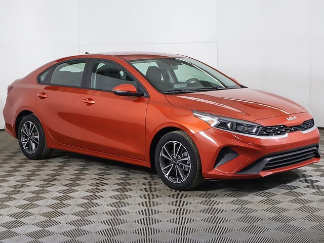 2023 Kia Forte LXS IVT - 22967539 - 47