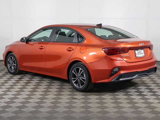 2023 Kia Forte LXS IVT - 22967539 - 7