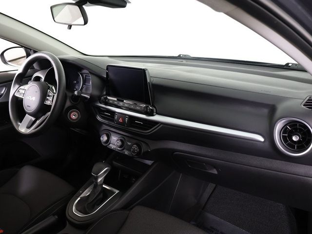 2023 Kia Forte LXS IVT - 22996677 - 25