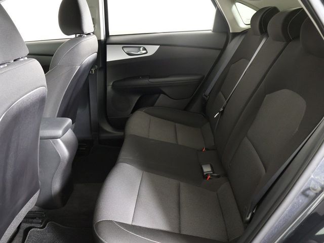 2023 Kia Forte LXS IVT - 22996677 - 30
