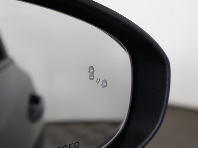 2023 Kia Forte LXS IVT - 22996677 - 33