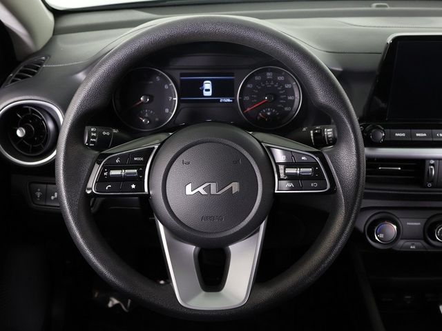 2023 Kia Forte LXS IVT - 22996677 - 35