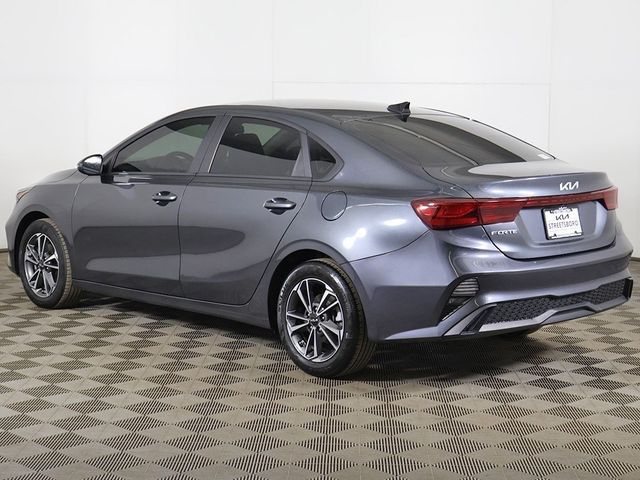 2023 Kia Forte LXS IVT - 22996677 - 7
