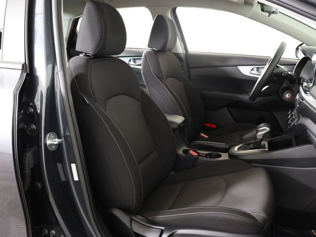 2023 Kia Forte LXS IVT - 22997575 - 28