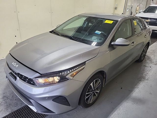 2023 Kia Forte LXS IVT - 23014590 - 1