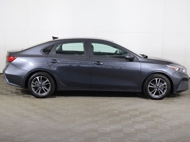 2023 Kia Forte LXS IVT - 23016755 - 16