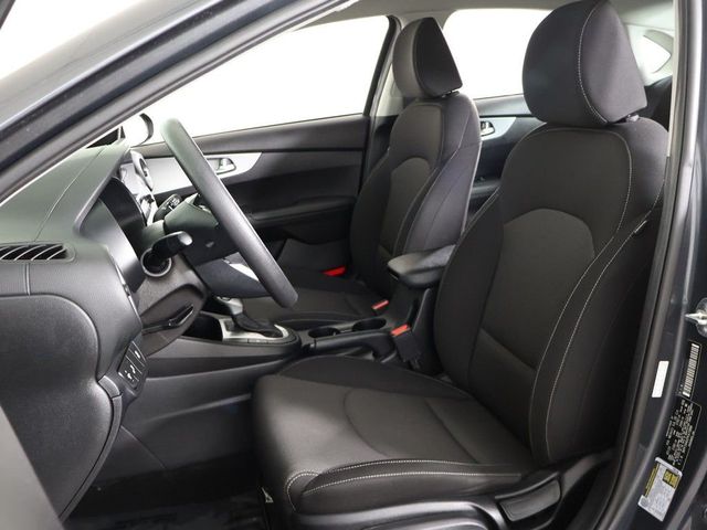 2023 Kia Forte LXS IVT - 23016755 - 29