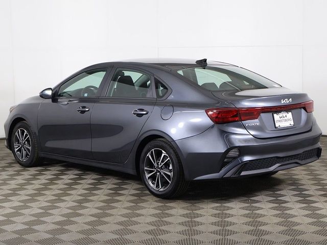 2023 Kia Forte LXS IVT - 23016755 - 7