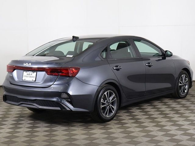2023 Kia Forte LXS IVT - 23016755 - 8