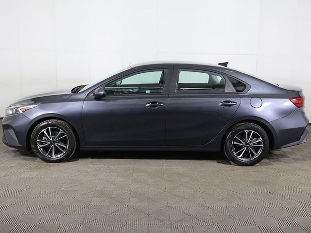 2023 Kia Forte LXS IVT - 23028332 - 15