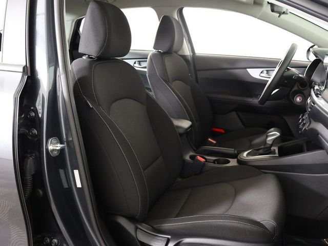 2023 Kia Forte LXS IVT - 23028332 - 28