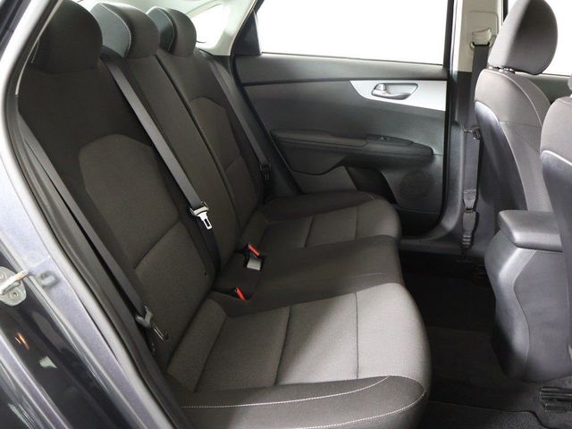 2023 Kia Forte LXS IVT - 23028332 - 30