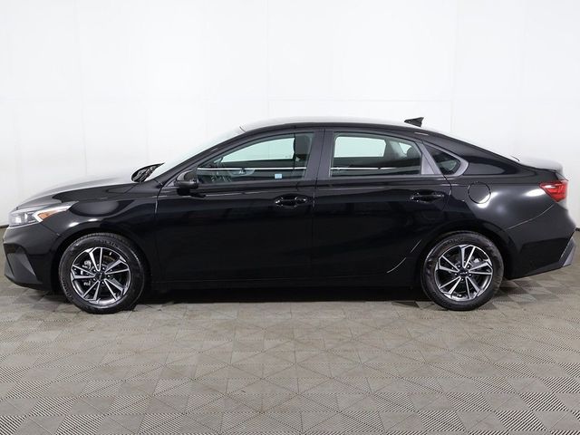 2023 Kia Forte LXS IVT - 23036983 - 15