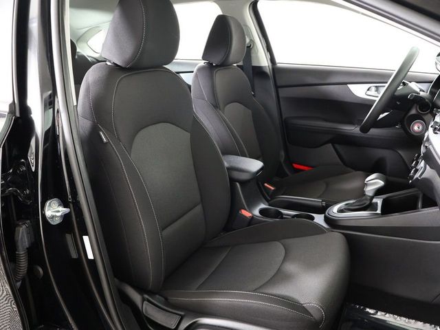 2023 Kia Forte LXS IVT - 23036983 - 29