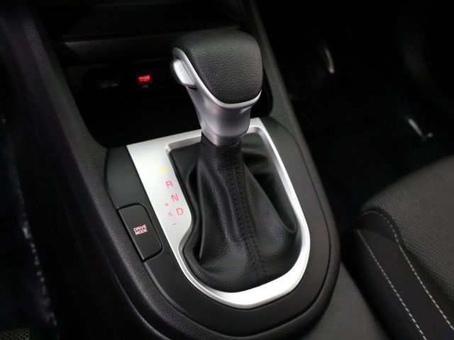 2023 Kia Forte LXS IVT - 23036983 - 44