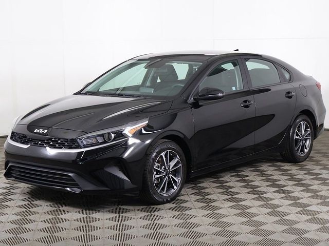 2023 Kia Forte LXS IVT - 23036983 - 6