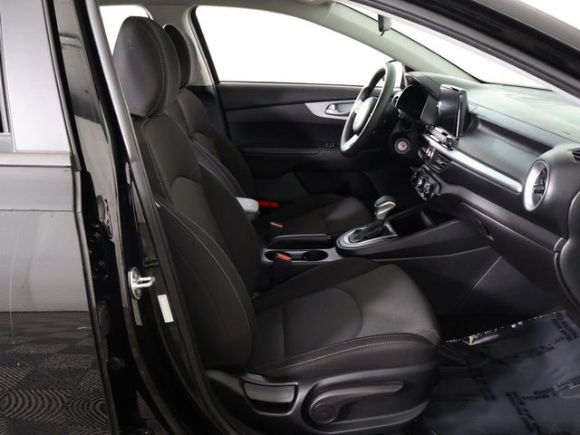 2023 Kia Forte LXS IVT - 23045592 - 27