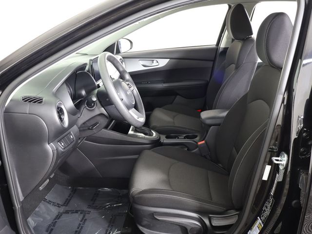 2023 Kia Forte LXS IVT - 23063404 - 25