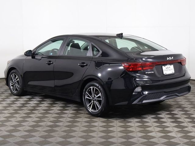 2023 Kia Forte LXS IVT - 23063404 - 6