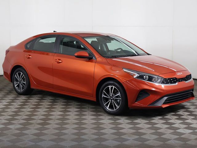 2023 Kia Forte LXS IVT - 23063622 - 1