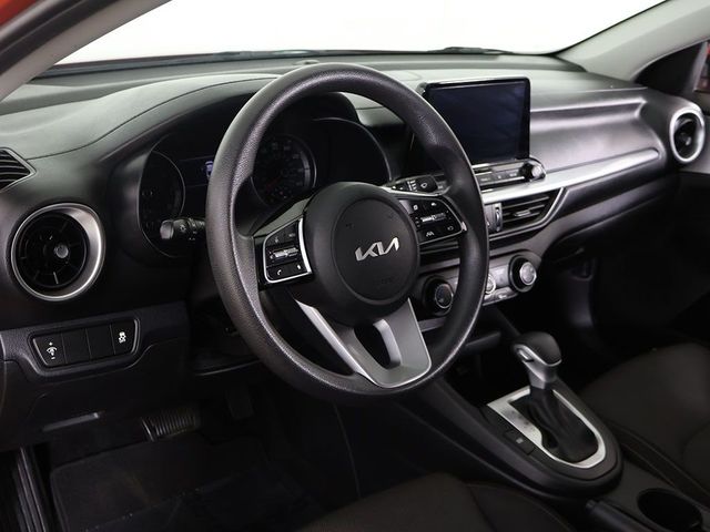 2023 Kia Forte LXS IVT - 23063622 - 23