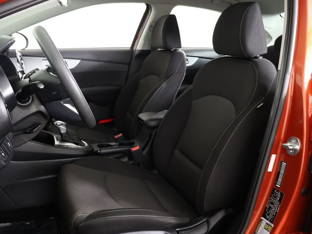 2023 Kia Forte LXS IVT - 23063622 - 25