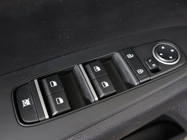 2023 Kia Forte LXS IVT - 23065841 - 32