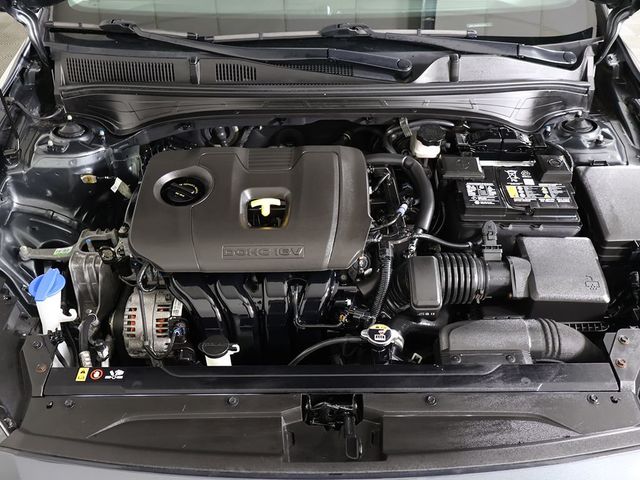 2023 Kia Forte LXS IVT - 23067648 - 17