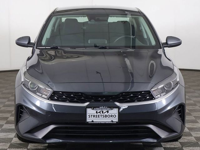 2023 Kia Forte LXS IVT - 23067648 - 8