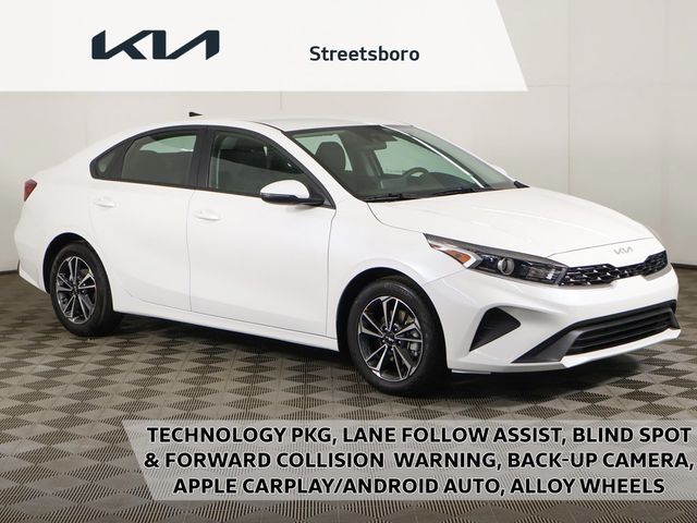 2023 Kia Forte LXS IVT - 23085774 - 0
