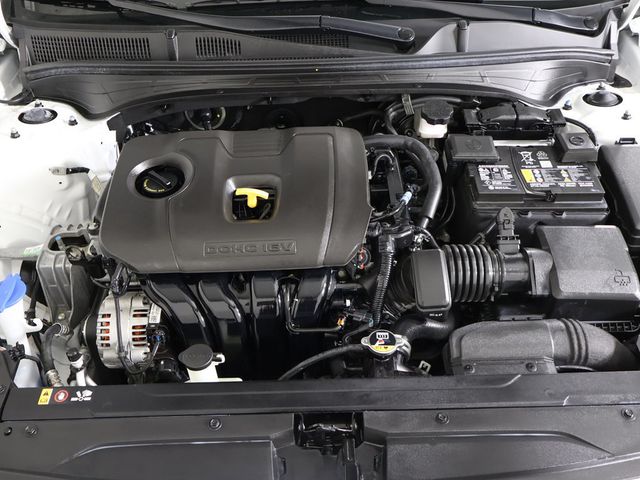 2023 Kia Forte LXS IVT - 23085774 - 18