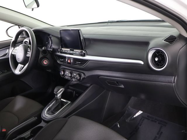 2023 Kia Forte LXS IVT - 23085774 - 25
