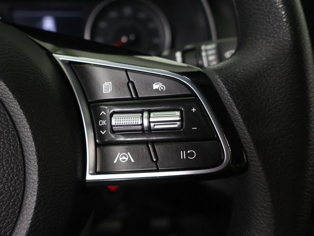2023 Kia Forte LXS IVT - 23085774 - 38