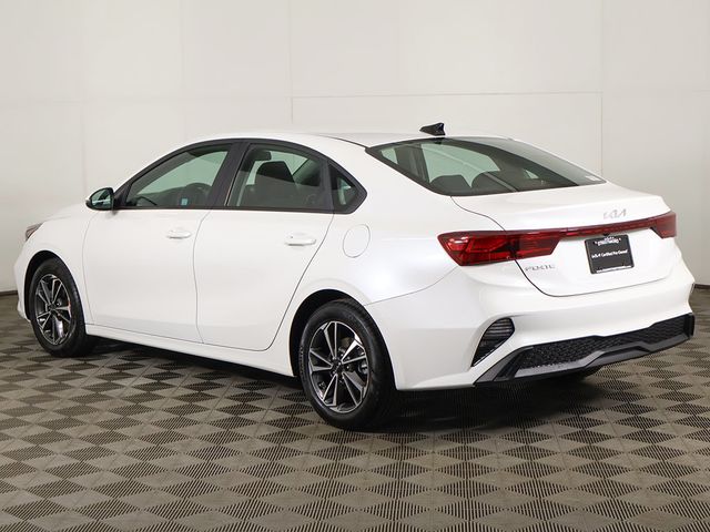 2023 Kia Forte LXS IVT - 23085774 - 7